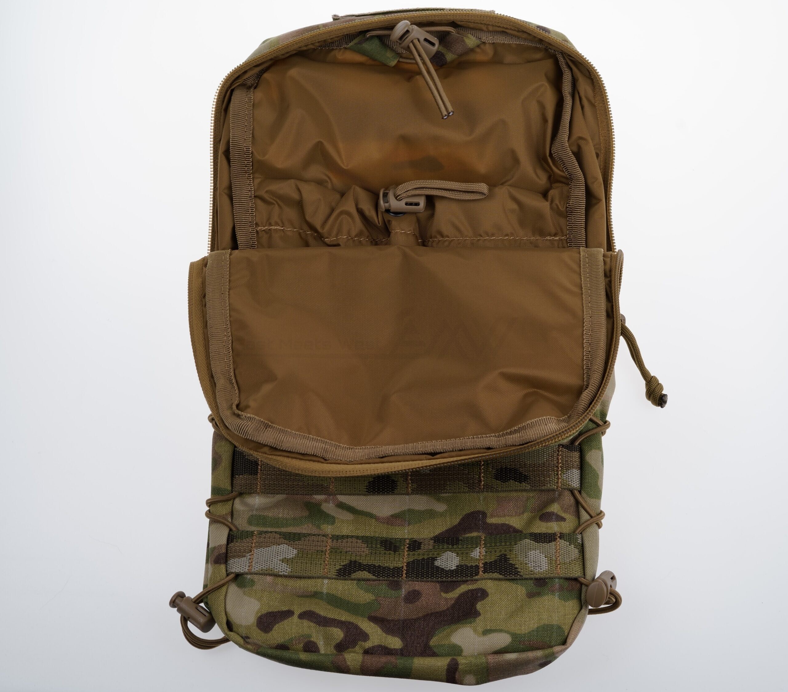 Avis Gear Hydrator Backpanel interior Avis Gear Hydrator Backpanel interior