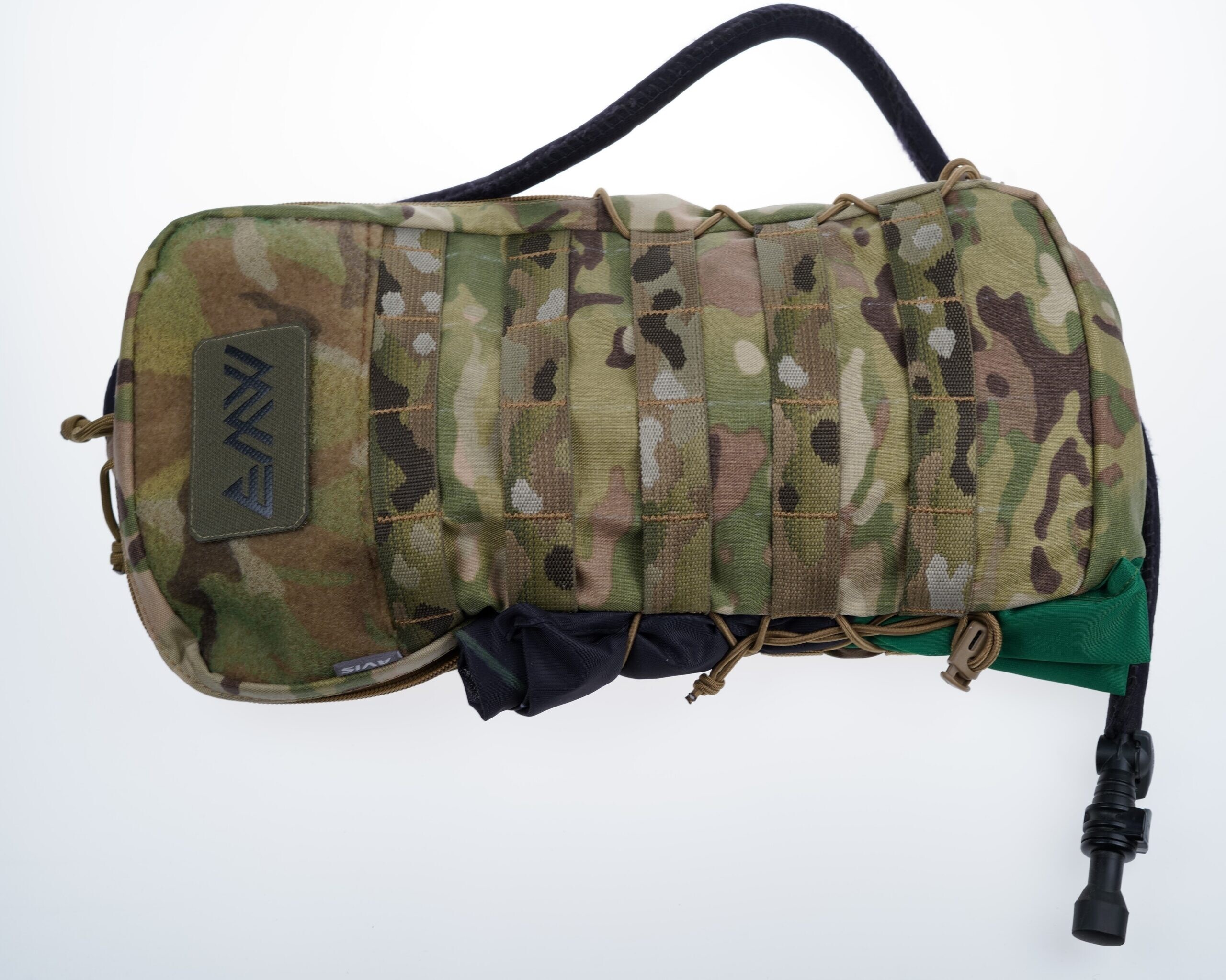 Avis Gear Hydrator Backpanel set up with hydrator and flag Avis Gear Hydrator Backpanel set up with hydrator and flag